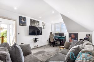 Photo 14- click for photo gallery